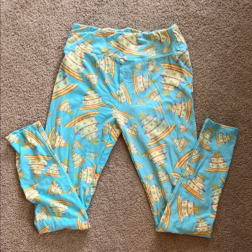 Lularoe birthday Cake Print Leggings